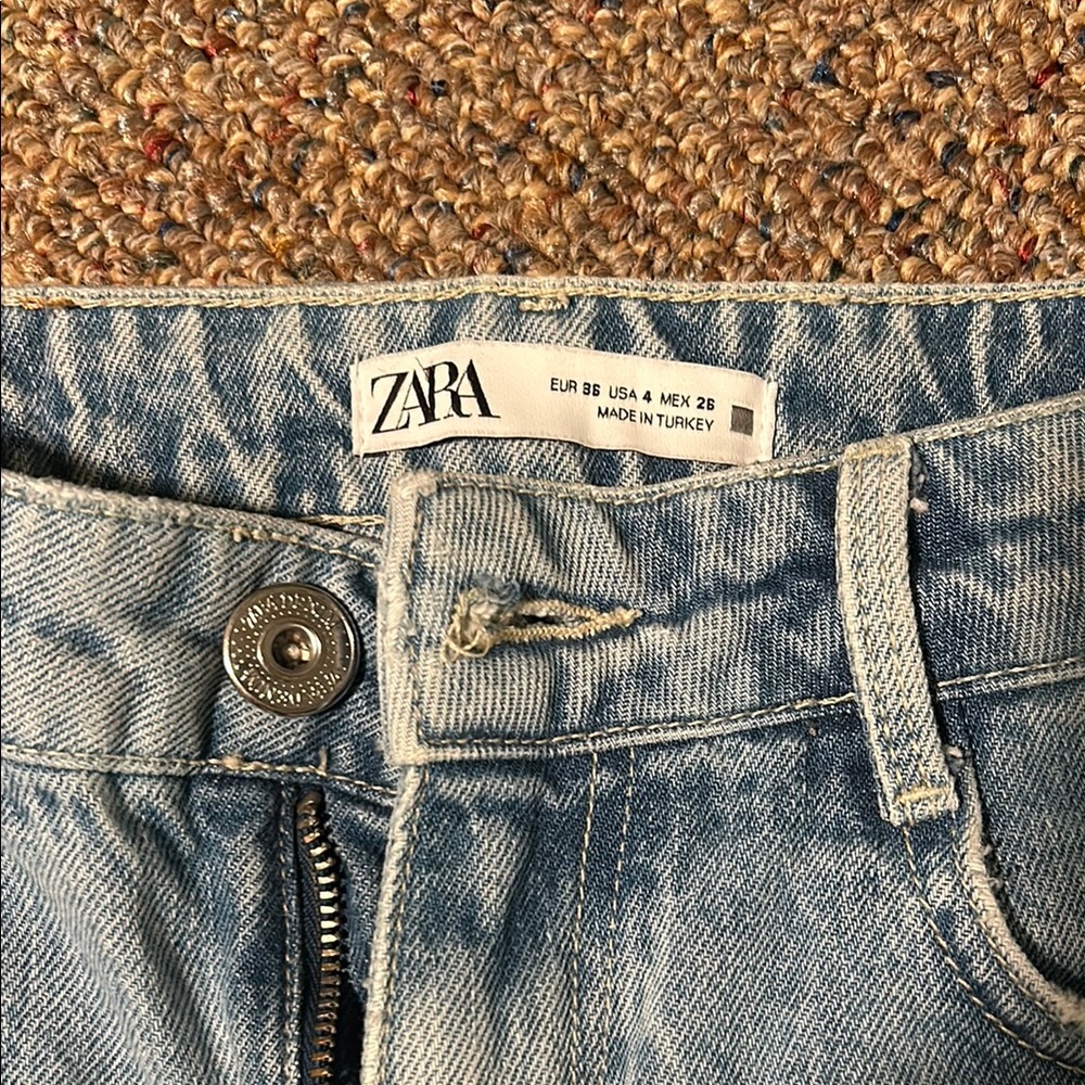 Zara Straight Leg Denim Jeans